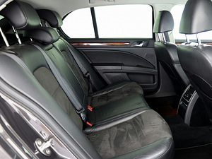 Skoda Superb Highline ATM 2.0 TDI 103kW (7 foto / 8)