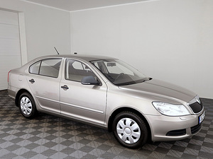 Skoda Octavia Comfortline Facelift 1.2 77kW (1 foto / 7)