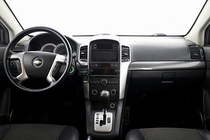 Chevrolet Captiva Luxury ATM 2.0 VCDi 110kW (5 фото из 8)