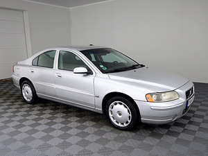 Volvo S60 Summum Facelift 2.4 103kW (1 foto / 7)