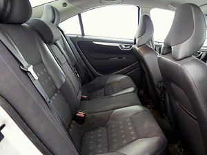 Volvo S60 Summum Facelift 2.4 103kW (7 foto / 7)