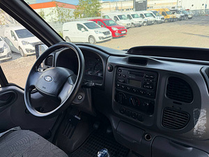 Ford Transit 300L Van 2.0 TDCi 74kW (5 foto / 8)