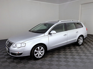 Volkswagen Passat Highline 2.0 TDI 125kW (2 foto / 7)