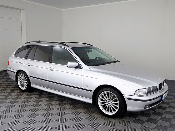 BMW 523 Executive ATM 2.5 125kW
