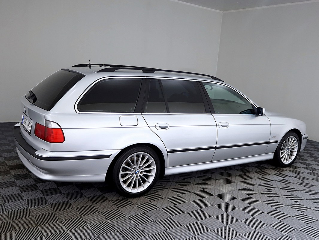 BMW 523 Executive ATM 2.5 125kW