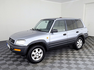 Toyota RAV4 Luxury ATM 2.0 95kW (2 foto / 7)