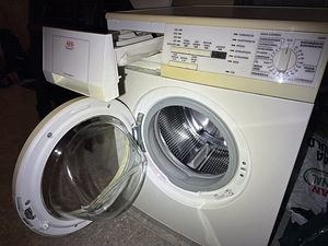 Стиральная машина AEG Lavamat L62610 (2 фото из 4)