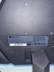 Монитор LG UltraGear (3 фото из 3)