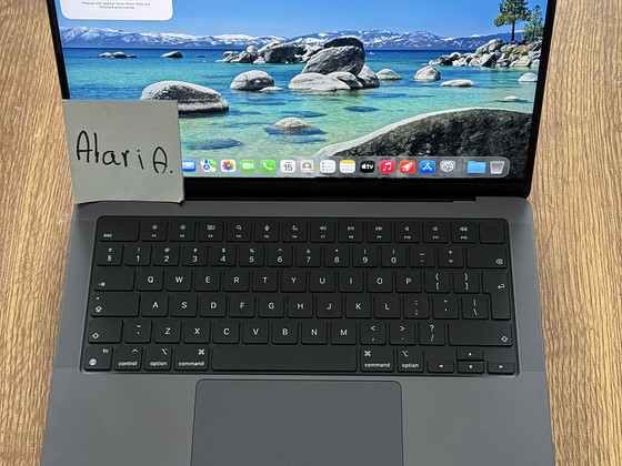 14.2" M3Pro MacBoko PRO 36GB RAM