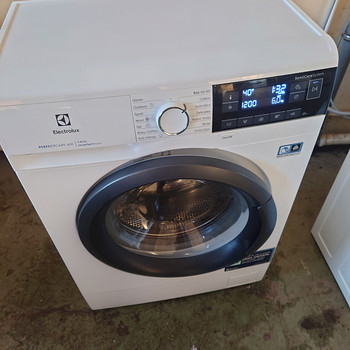 Pesumasin Elektrolux 40 sm garantiiga