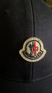 Moncler nokamüts, unisex (2 foto / 6)