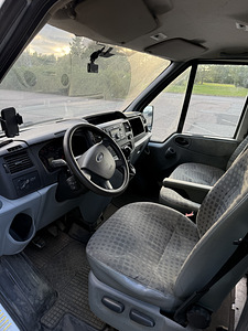 Ford Transit (6 фото из 13)