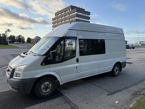Ford Transit (7 фото из 13)