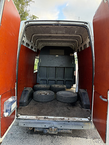 Ford Transit (11 фото из 13)