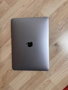MacBook Air 13″ (2020), 512 ГБ (2 фото из 2)