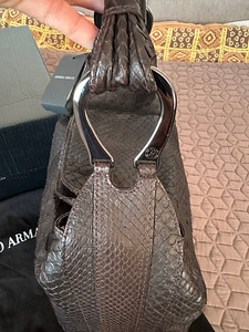 Оригинальная сумка GIORGIO ARMANI, производство Италия. (2 фото из 10)