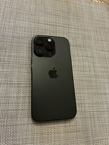 iPhone 14 Pro 128 GB черный (2 фото из 3)