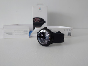 UUS tippklassi Pixel Watch 2 (2 foto / 4)