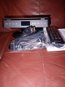 DVD mängija koos puldiga uus pakendis (1 foto / 2)