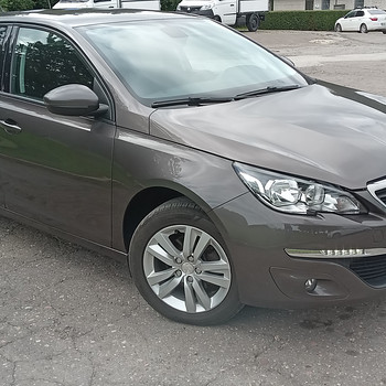 Peugeot 308 1,6D 73 кВт 2015 г.