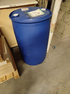 Продаётся чистая бочка 200L (1 фото из 1)