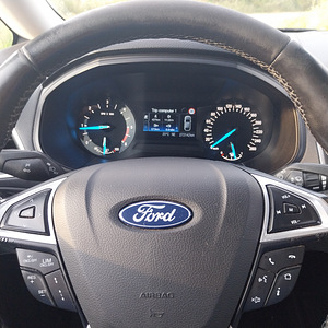 M: Ford Galaxy 2.0 110kw 2016 (7 foto / 13)