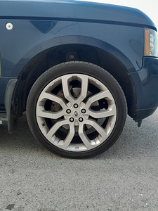 R 22 Land Rover (3 фото из 4)