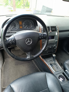 Mercedes-Benz A170 Elegance 2006, automaat, 150 000 km, nahk (3 foto / 5)