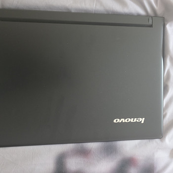 Lenovo sülearvuti ja tahvelarvuti