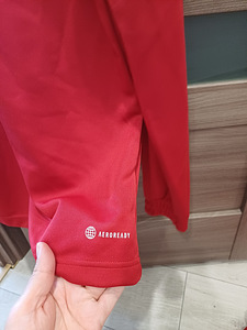 Футболка Adidas для мальчика 176 (4 фото из 5)