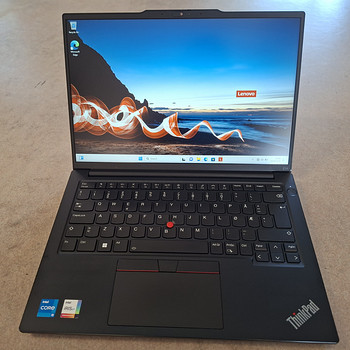 Lenovo E14 Gen 5 i5-1335U 16GB 256GB 14 WUXGA гарантия до 2027