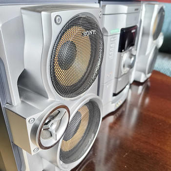 Музыкальный центр Sony