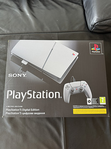 Sony PlayStation 5 Slim 30th Anniversary Limited Edition (1 фото из 2)