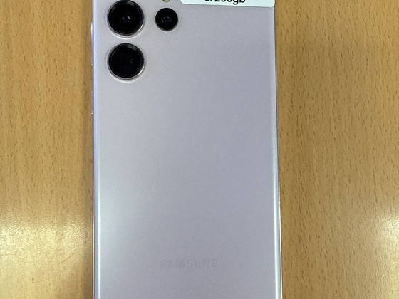 Samsung Galaxy S23 Ultra 8/256Gb фиолетовый, в очень хорошем состоянии