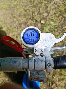 Müüa võimas elektritõukeratas 2x1600w 32a/h akuga (3 foto / 5)