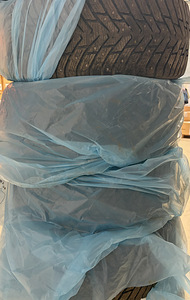 Nokian Hakkapiilitta 8 275/45 R20 (4 foto / 4)