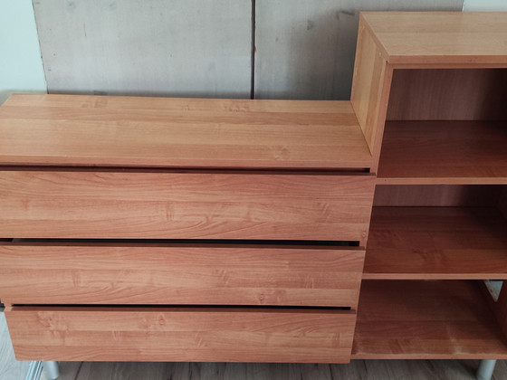 Kummut 130x92x32 riiul pöök
