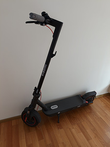 LIKE NEW - Xiaomi Electric Scooter 5 Max (1 foto / 7)