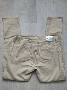 Armani Jeans (5 фото из 6)