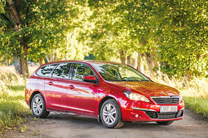 Peugeot 308 (4 фото из 13)