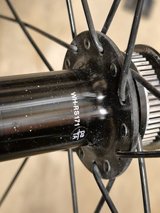 Колёса Shimano WH-RS171 (4 фото из 7)