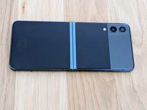 Samsung galaxy Z Flip 3 5G (3 foto / 5)