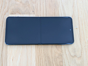 Samsung galaxy Z Flip 3 5G (4 foto / 5)