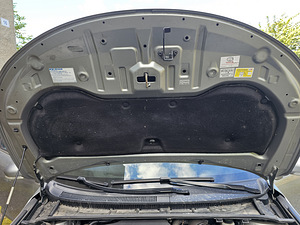 Müün Ukraina registreeringuga Toyota Avensist (14 foto / 15)