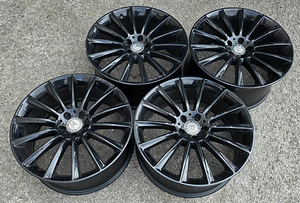 R20 veljed 5x112 MB AMG w222 OEM S klass (2 foto / 8)