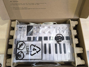 Midi controller Arturia minilab 3 (2 foto / 5)