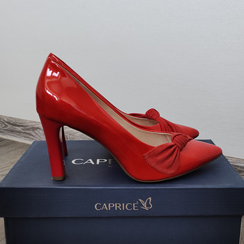 Uued Caprice punased kingad UK6