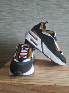 Nike tossud (1 foto / 3)