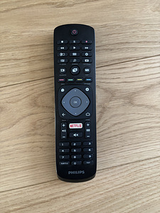 Philips Teler/ Телевизор Philips (7 фото из 10)