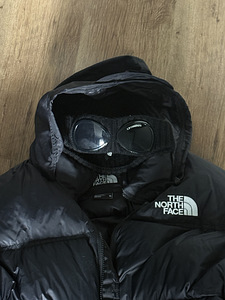 The North Face 1996 Retro Nuptse 700 — XL, Black (1 foto / 7)